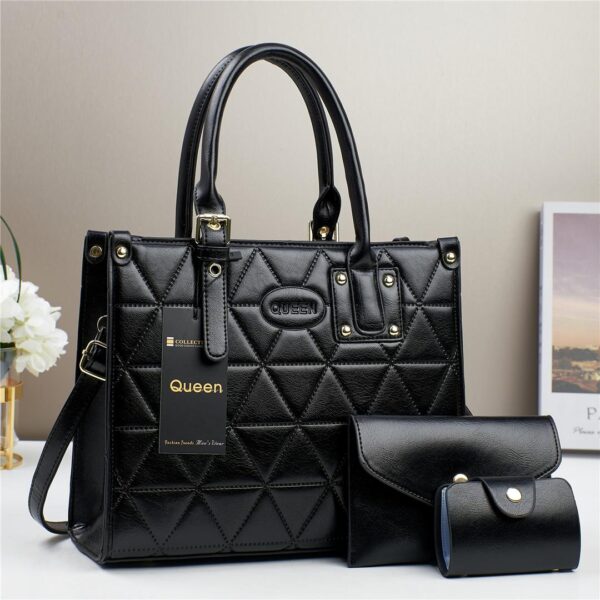 Stylish quilted Queen 3 in 1 handbag set. - Image 4