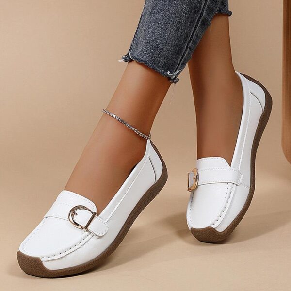Ladies Quality Flat Official Brogues, Breathable Moccasins Shoes For Women