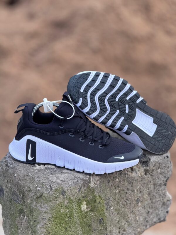 HIGH QUALITY NIKE (METCON)RUNNERS SHOES - Image 6