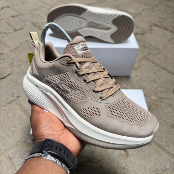 Skechers MAX CUSHIONING PREMIER TRAIL Shoe - Image 6